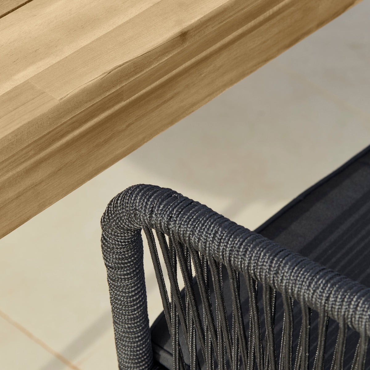 Amelia 4 Seater Wooden Garden Dining Set with 4 Hali Black Chairs - White Acacia with Black Legs