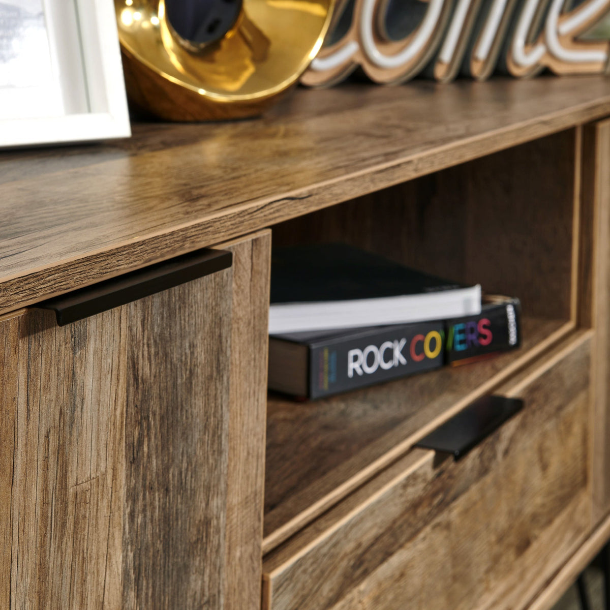 Moreno Rustic Oak 2 Door 1 Drawer Wide TV Unit