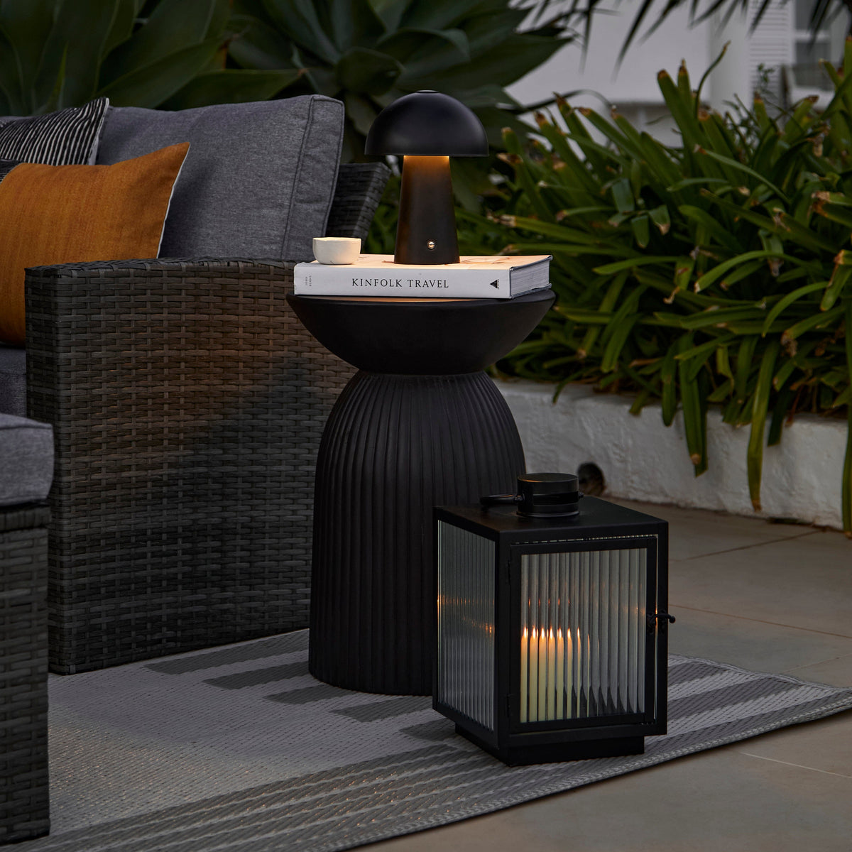 Brockhill Rechargeable Lamp - Black