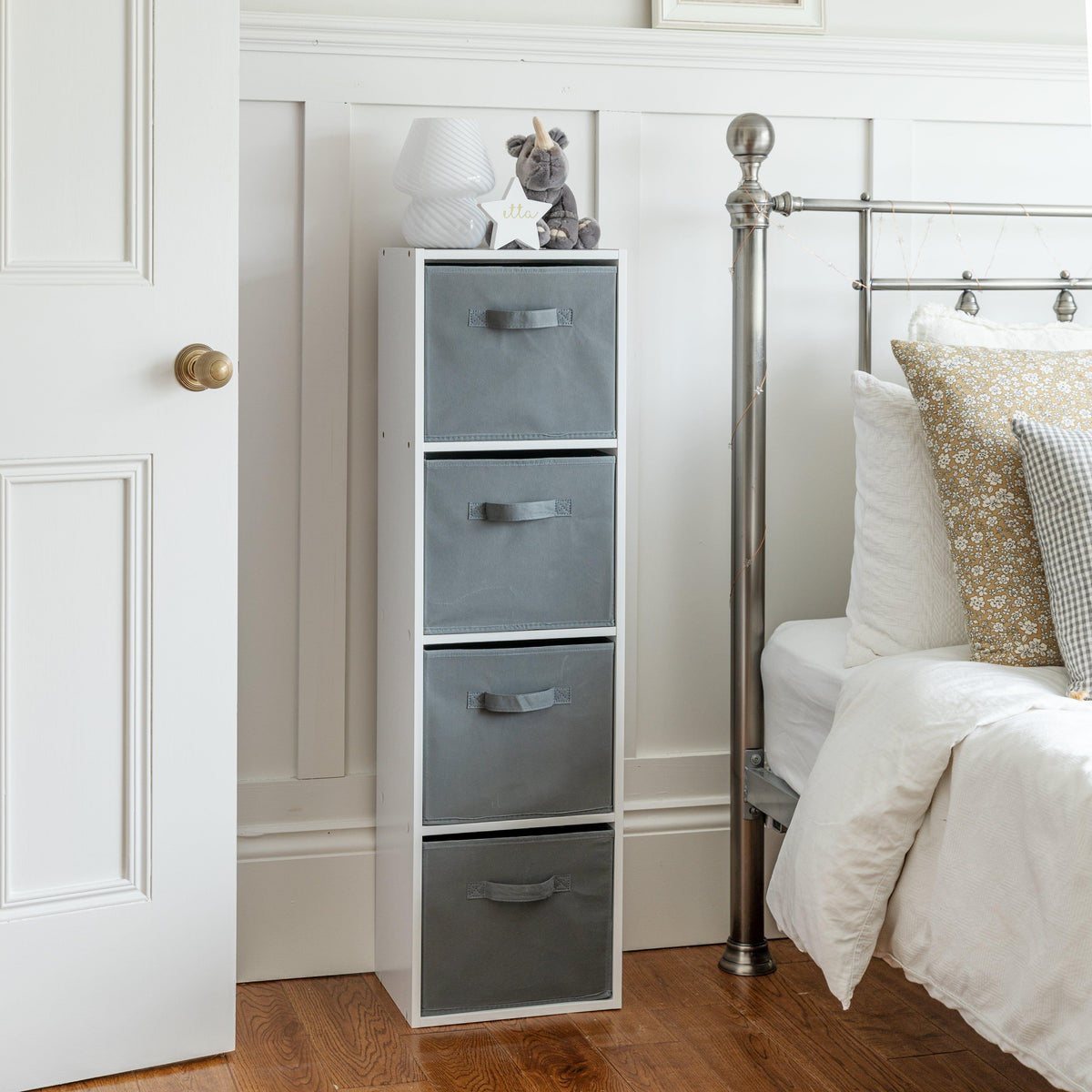 Cara 4 Tier Storage Unit / Chalk White Bookcase with Grey Boxes