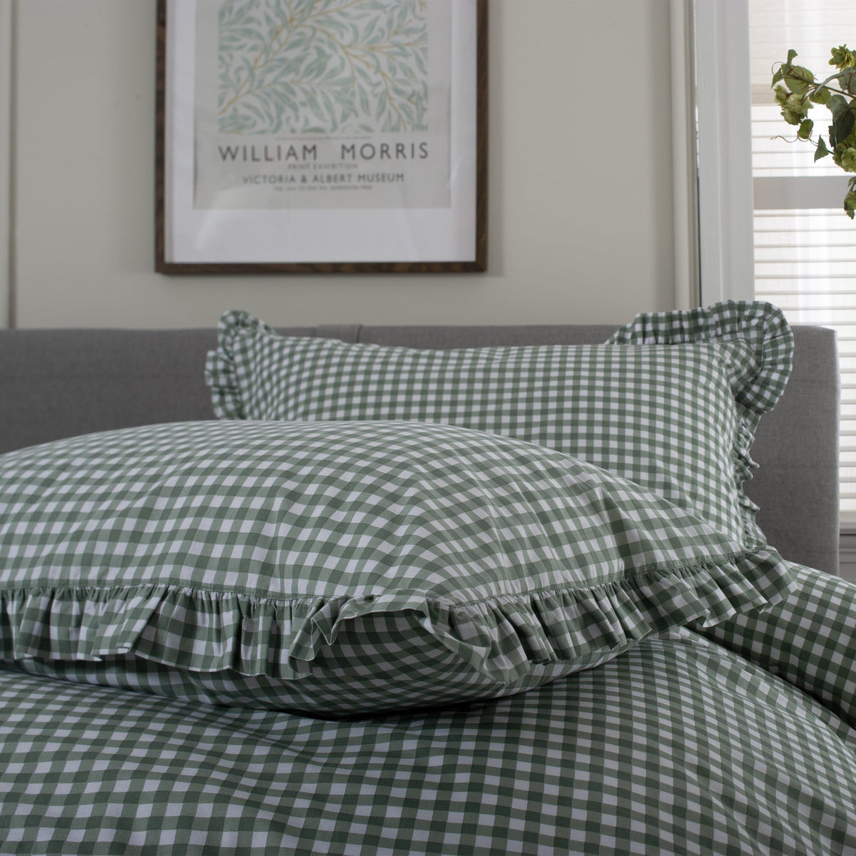 Gingham Frilled Duvet Set