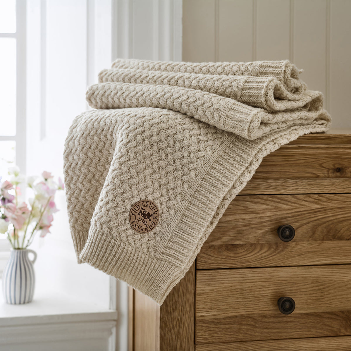 Cadenza Knitted Throw