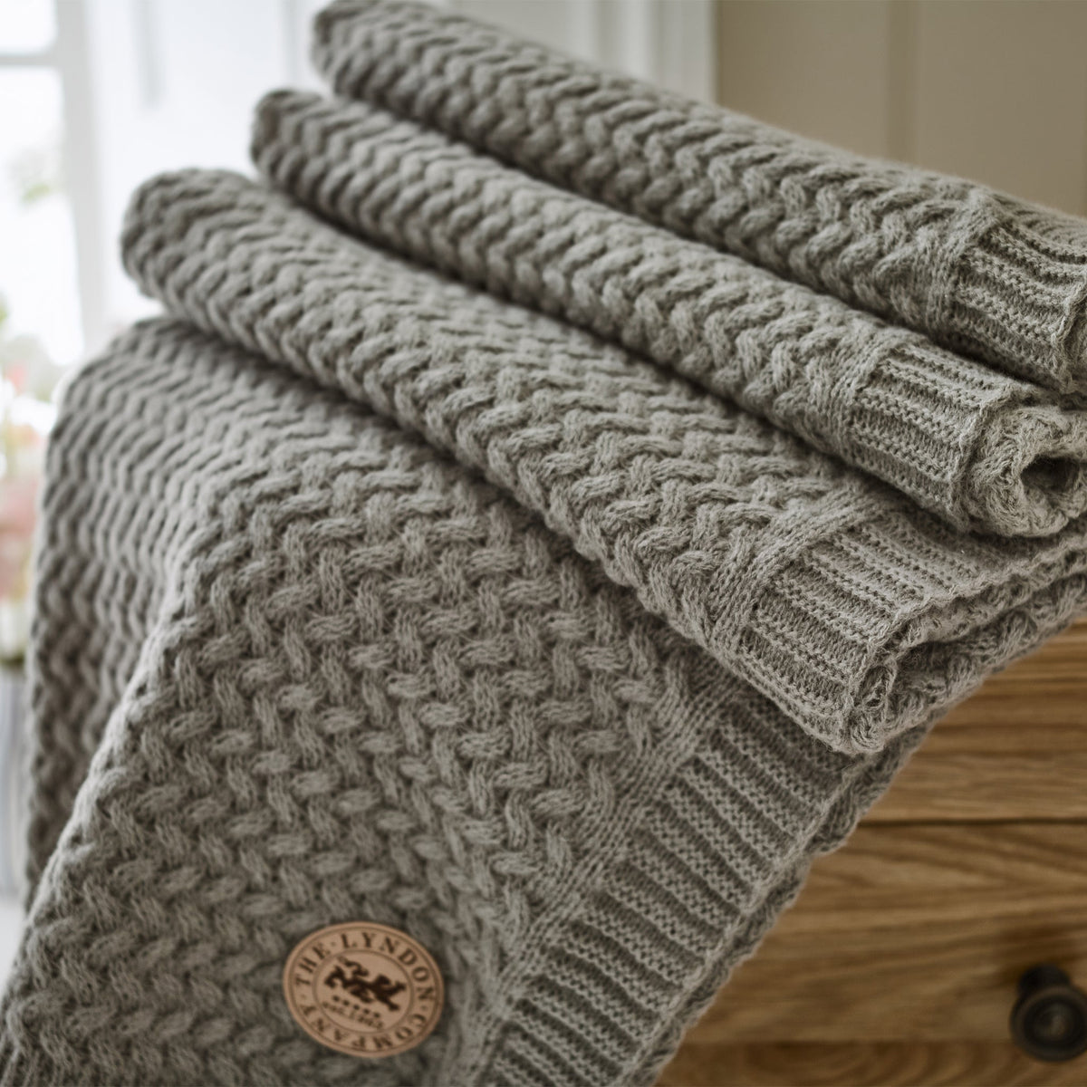 Cadenza Knitted Throw