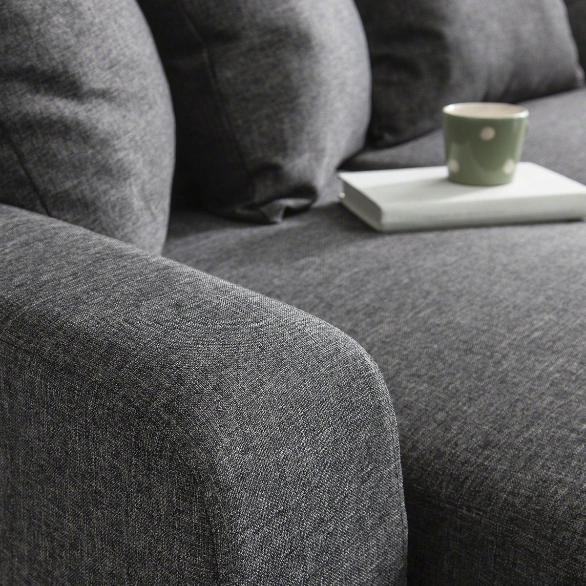 OUTLET - Tracy Corner Sofa - Grey Linen with Black Legs