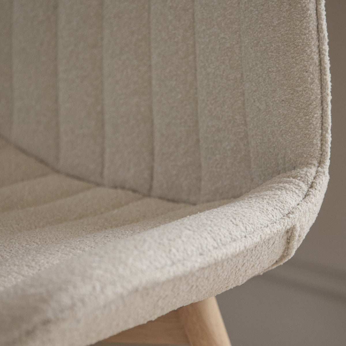 OUTLET - Bella Light Beige Boucle Dining Chairs - Set of 2 - Whitewash Oak Legs