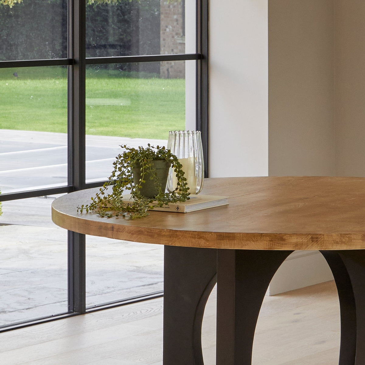 Jade Mango Wood Round Dining Table Set - 4 Seater - Freya Fern Green Dining Chairs with Black Legs