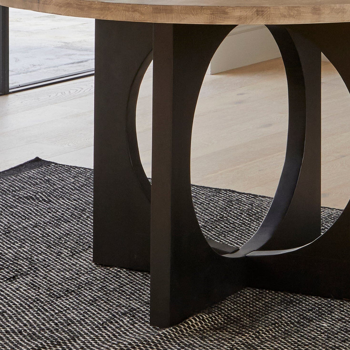 Jade Mango Wood Round Dining Table Set - 4 Seater - Freya Boucle Dining Chairs with Black Legs