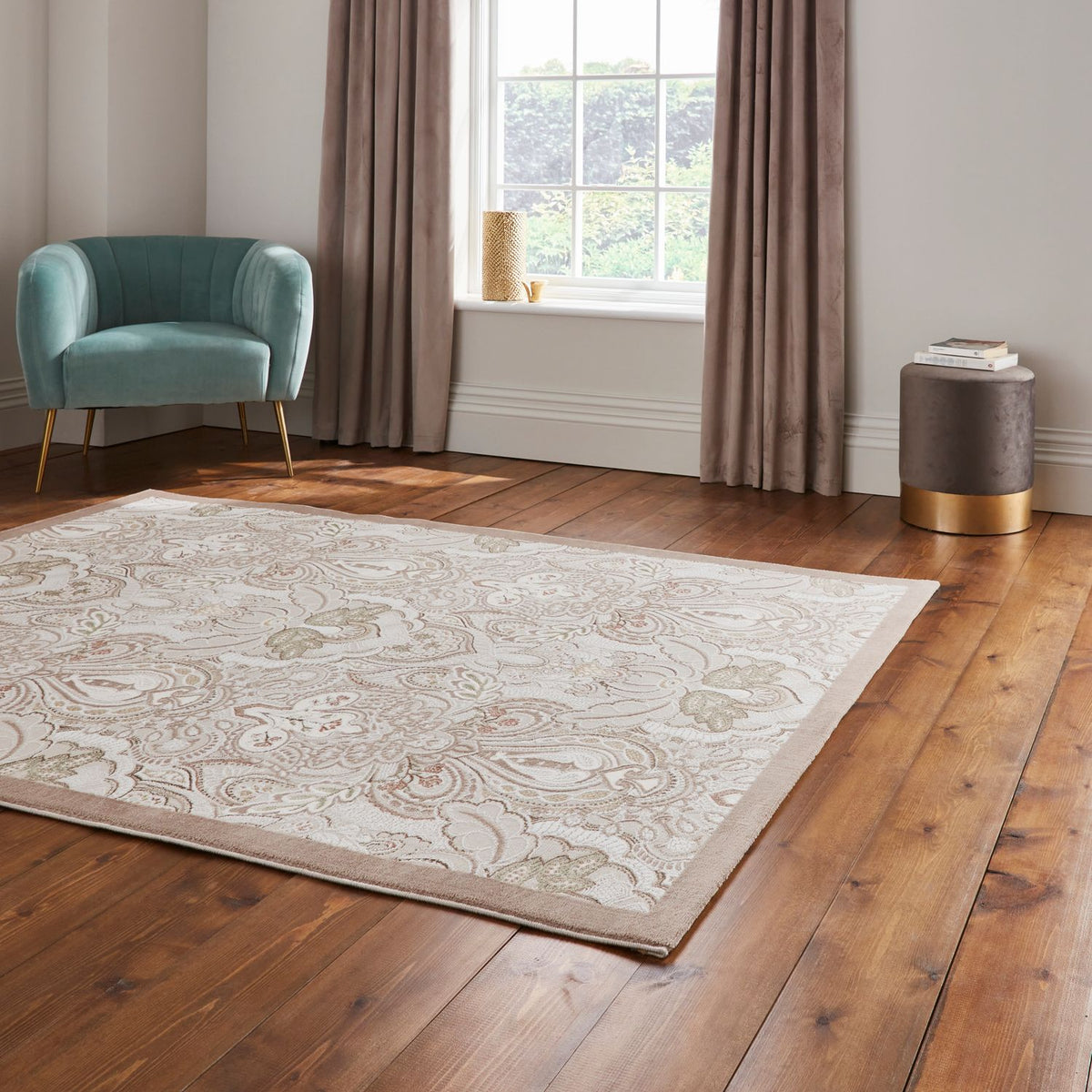 Laurence Llewelyn-Bowen Damask Rug