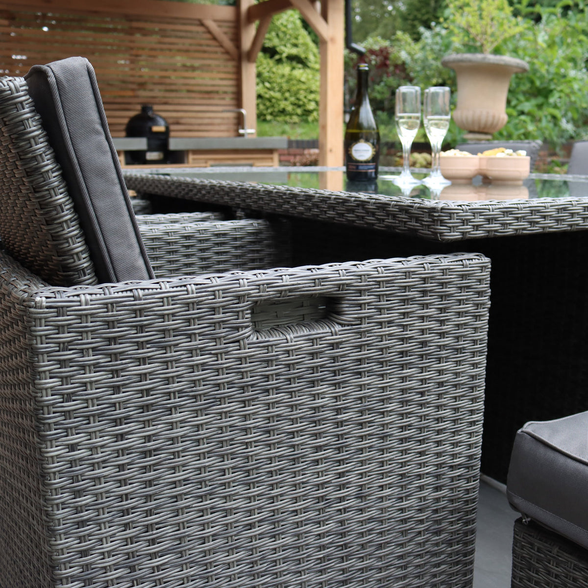 Paris 10 Seat Lux Rattan Cube Set