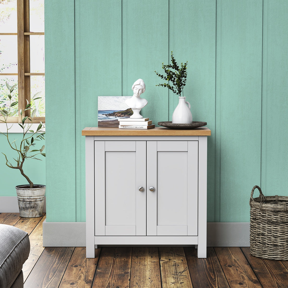 Farro Cupboard