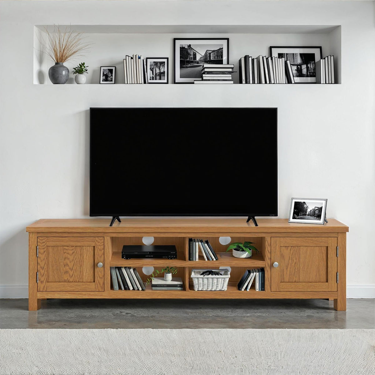 London Oak 180cm Extra Wide TV Stand