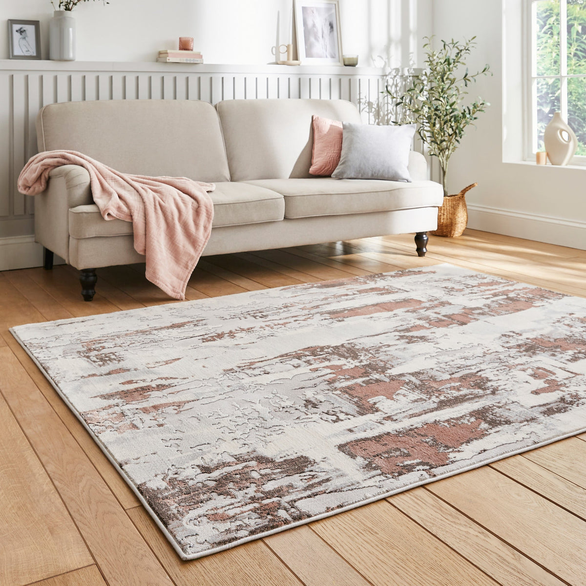 Aldrin Grey Distressed Patterned Rug