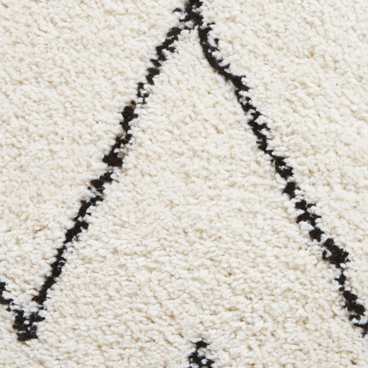 Edie Boho Diamond Shaggy Rug