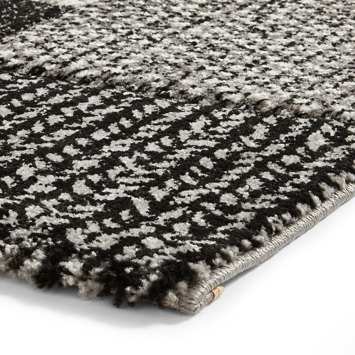 Brockton Cube Patterned Hand Carved Rug
