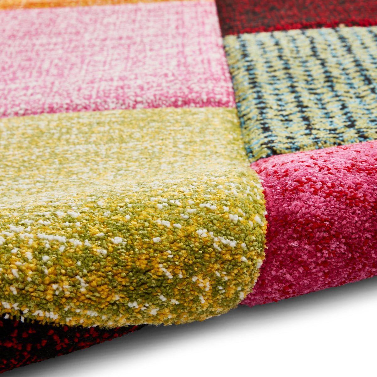 Brockton Cube Patterned Hand Carved Rug