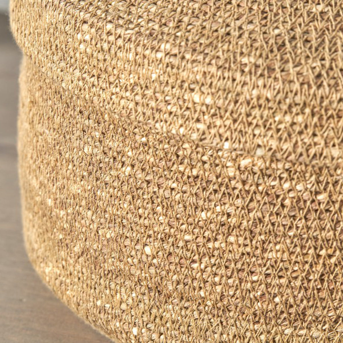 Seagrass Natural Lidded Round Basket