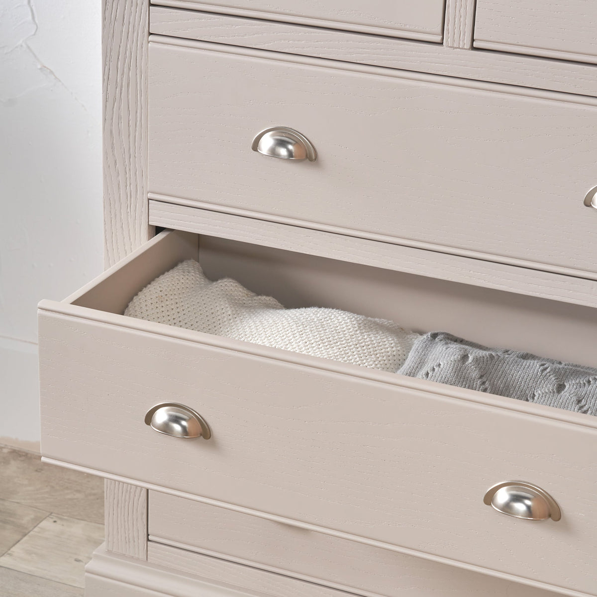 Fairford Pine and Oak 2 Over 3 Drawer Chest