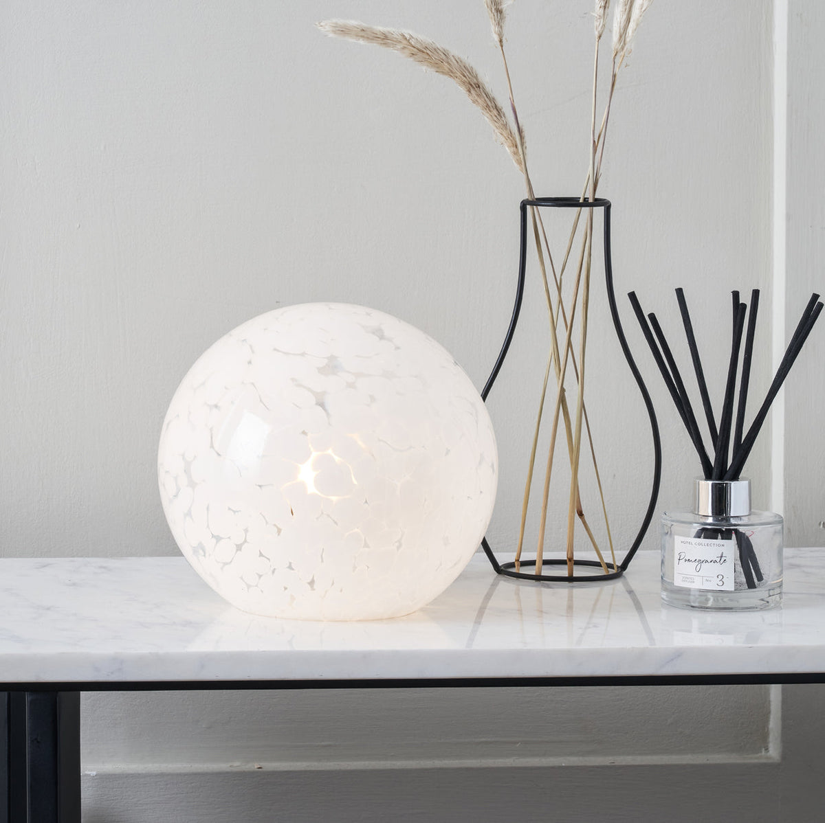 Aurora Spherical Table Lamp
