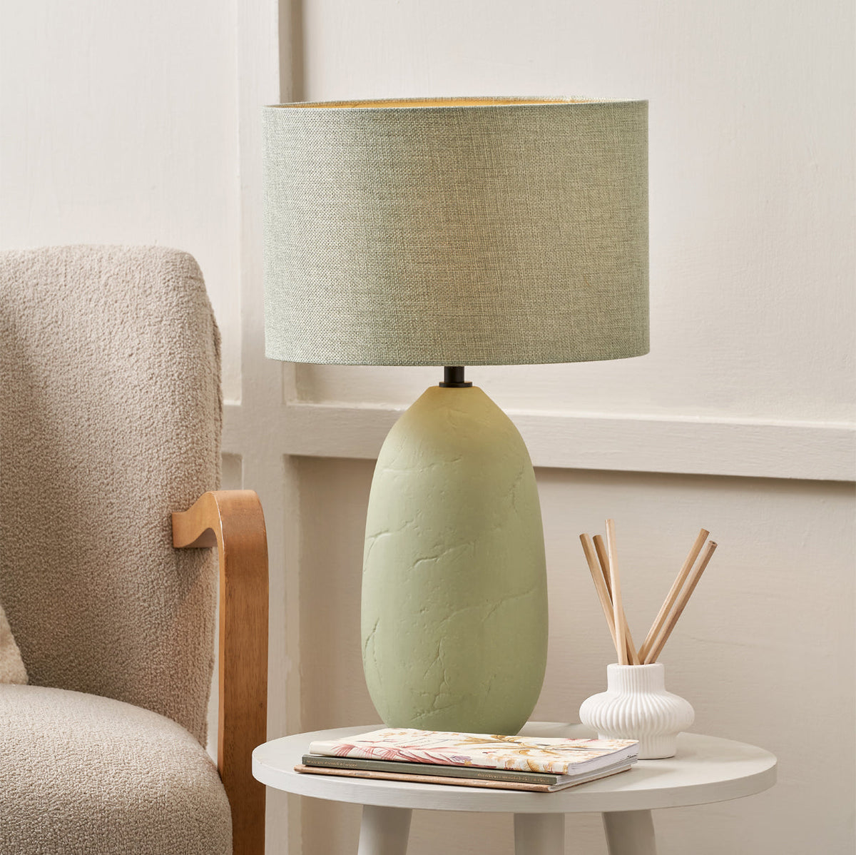 Erika Vintage Ceramic Table Lamp