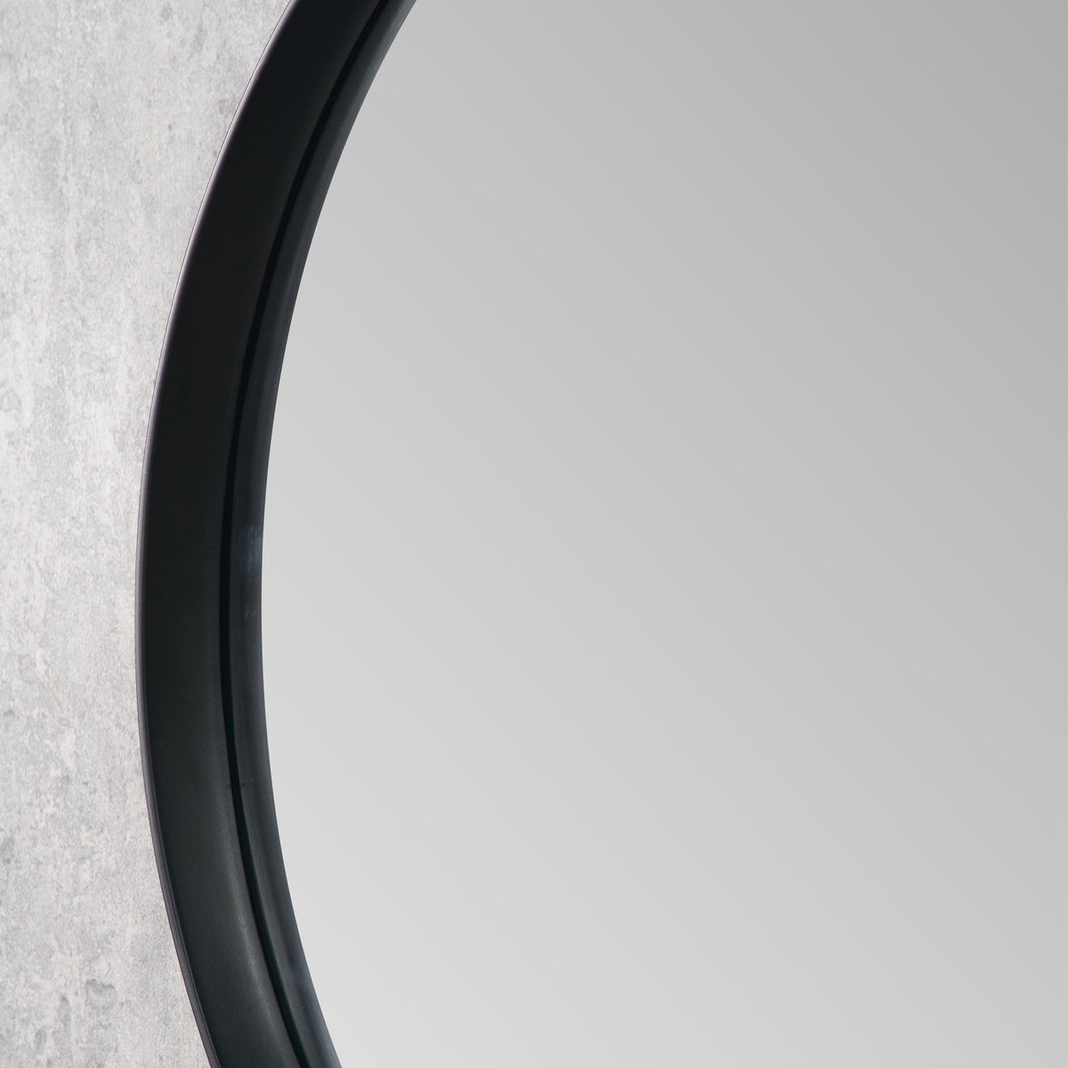 Aster Deep Edge Round Wall Mirror
