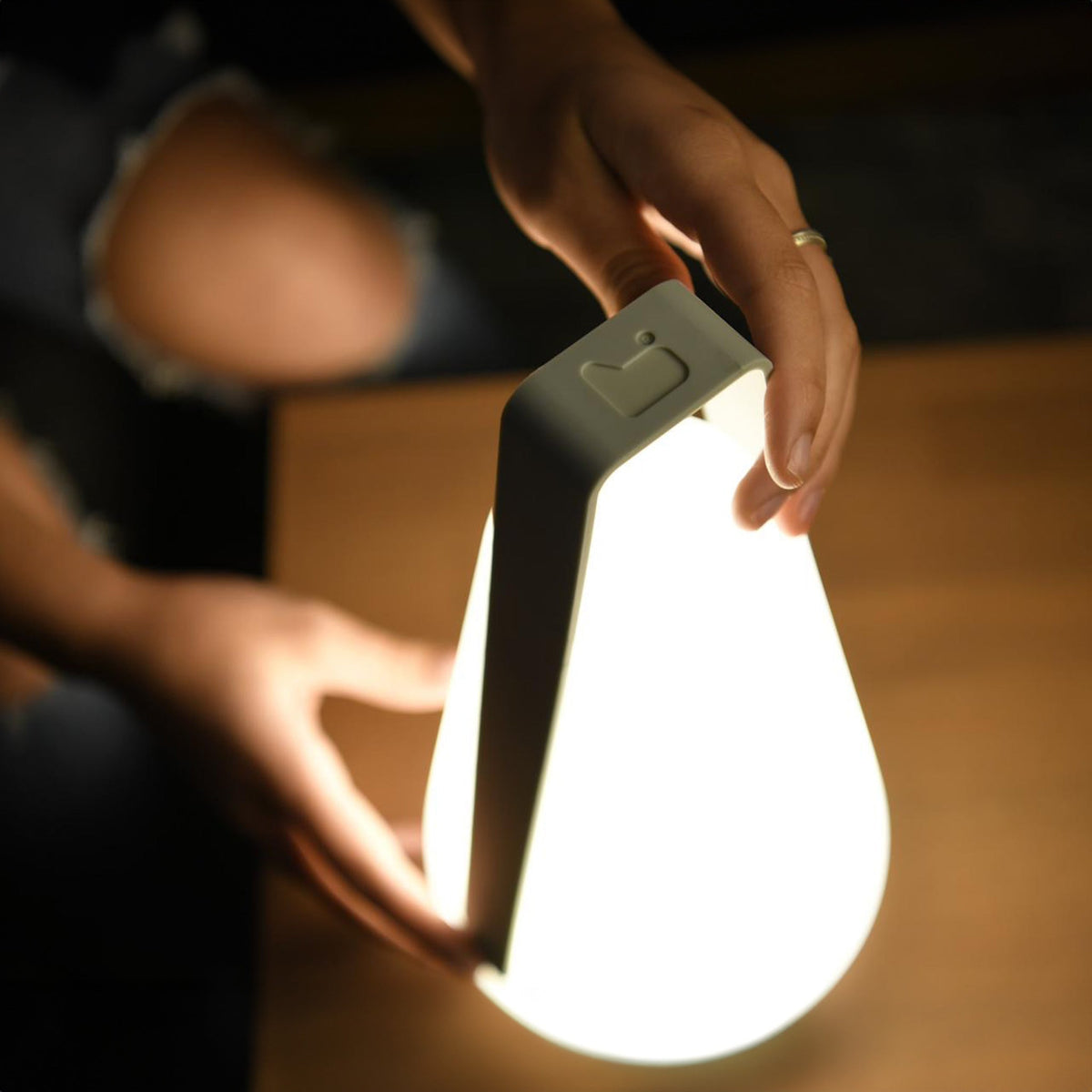 Extreme Lounging B-Bulb - Outdoor Portable Lamp