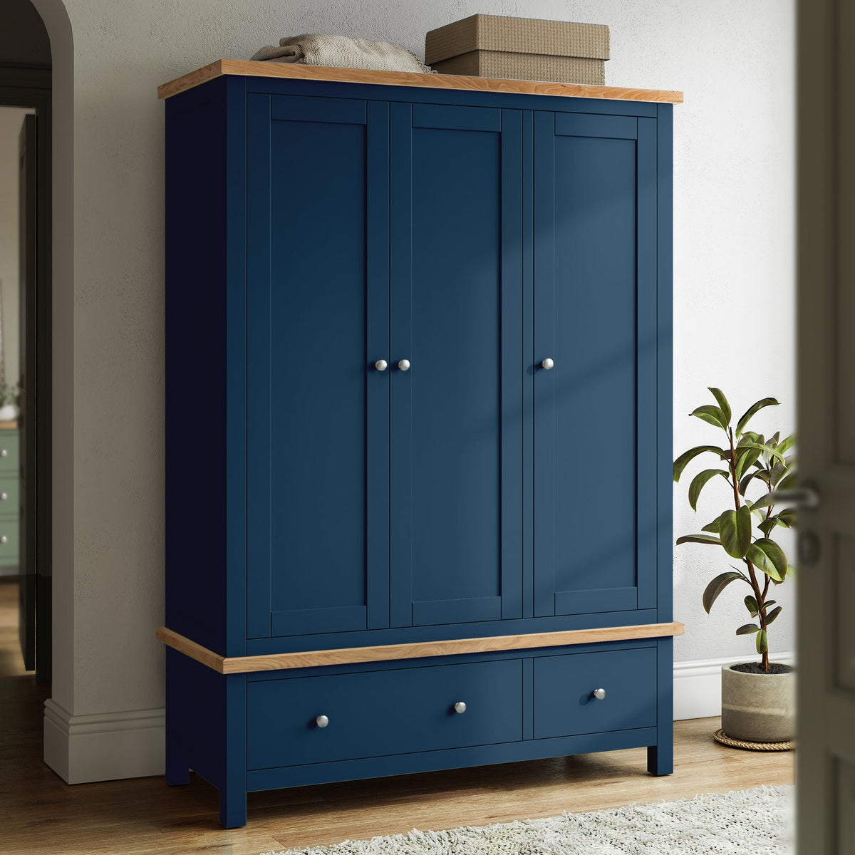 Farro Triple Wardrobe with Drawers