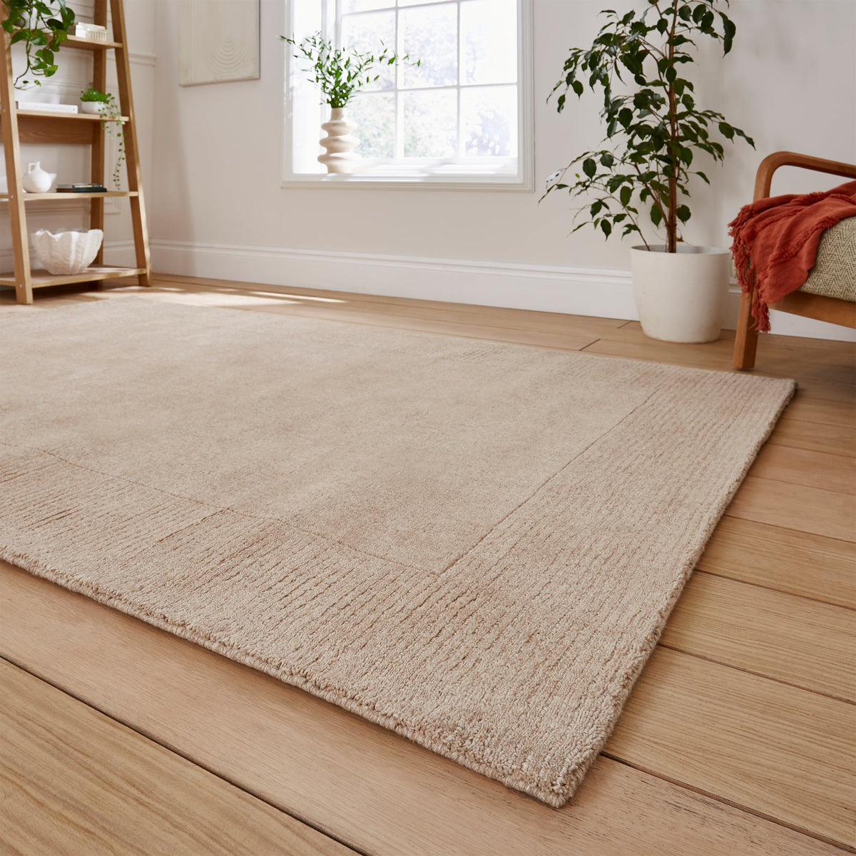 Lauder Plain Wool Border Rug