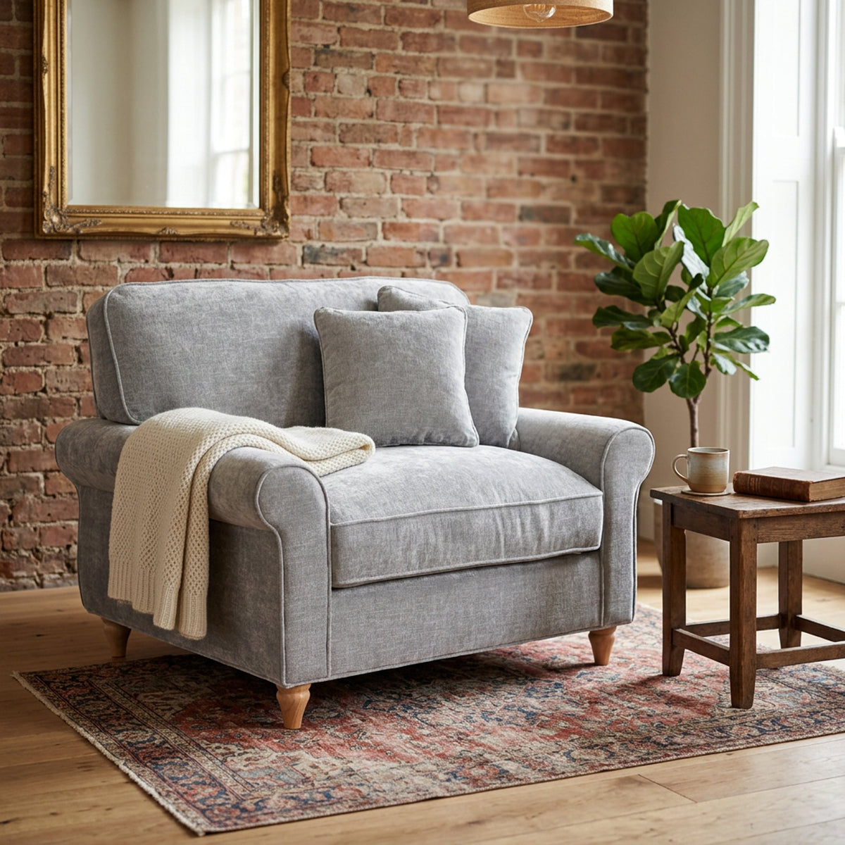 Archie Snuggle Chair