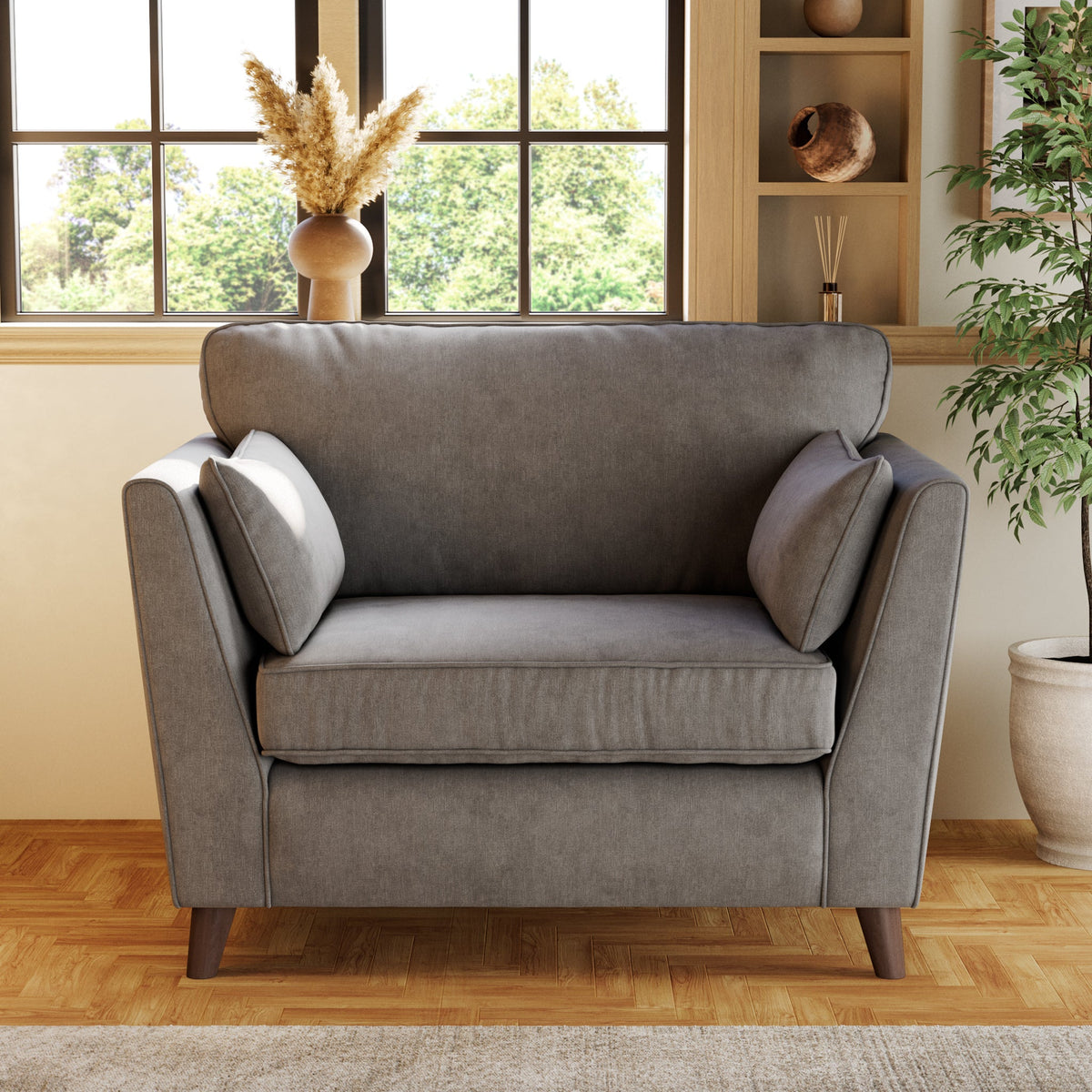 Osten Snuggler Armchair