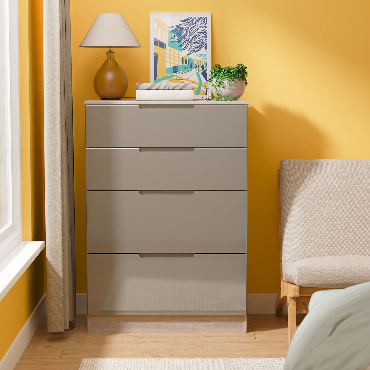Henshaw 3 Piece Bedroom Furniture Set