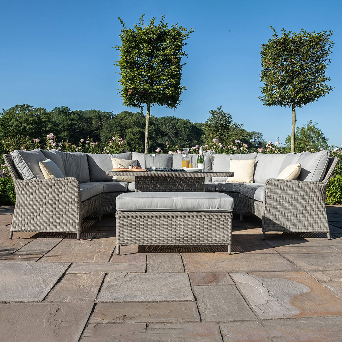 Maze Oxford Royal U-Shaped Rattan Sofa Set with Fire Pit
