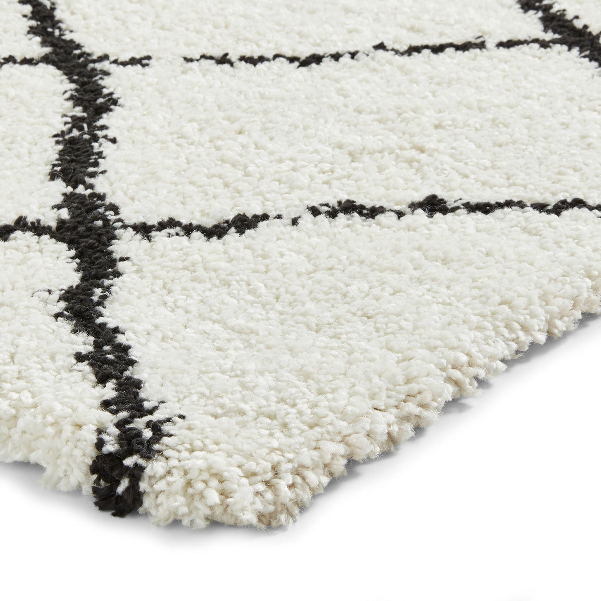 Durham Berber Diamond Shaggy Rug