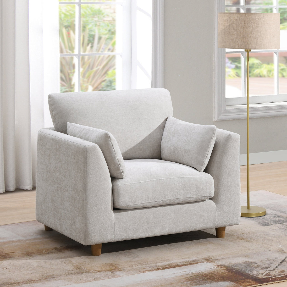 Avier Armchair