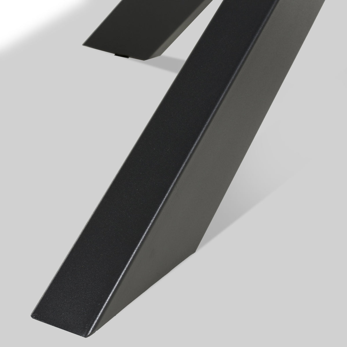 Farnell Ceramic Extending Dining Table