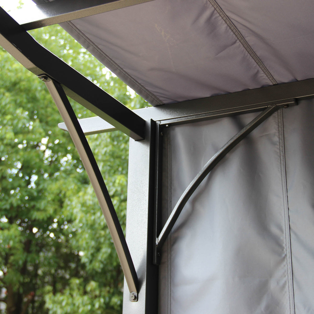 San Remo Sliding Pergola 2.8m x 3.7m