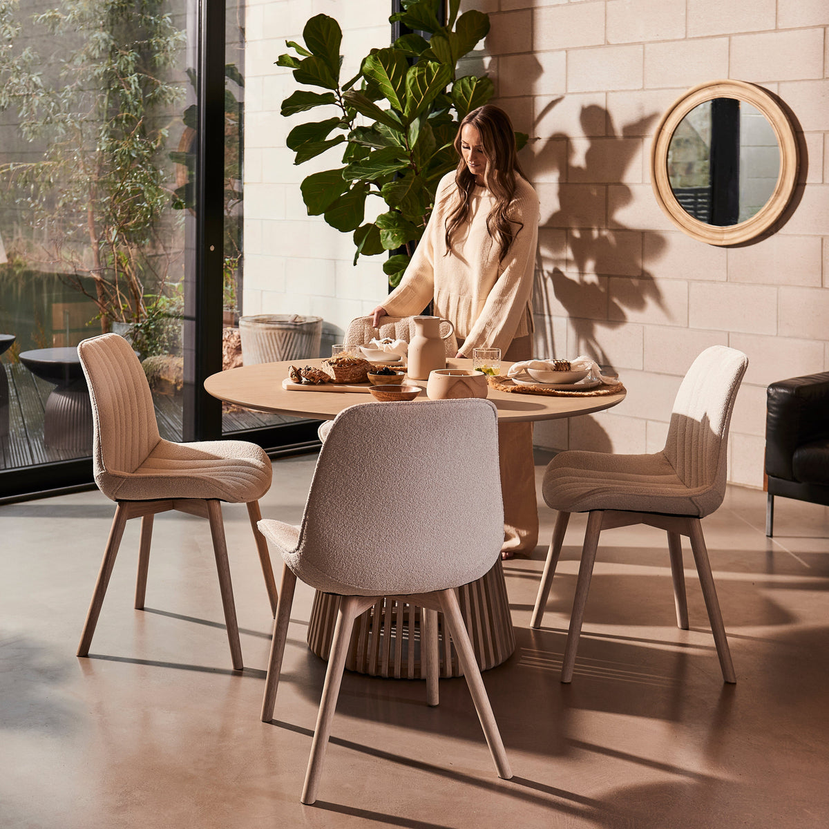 Willow Round Dining Table - Whitewash Oak