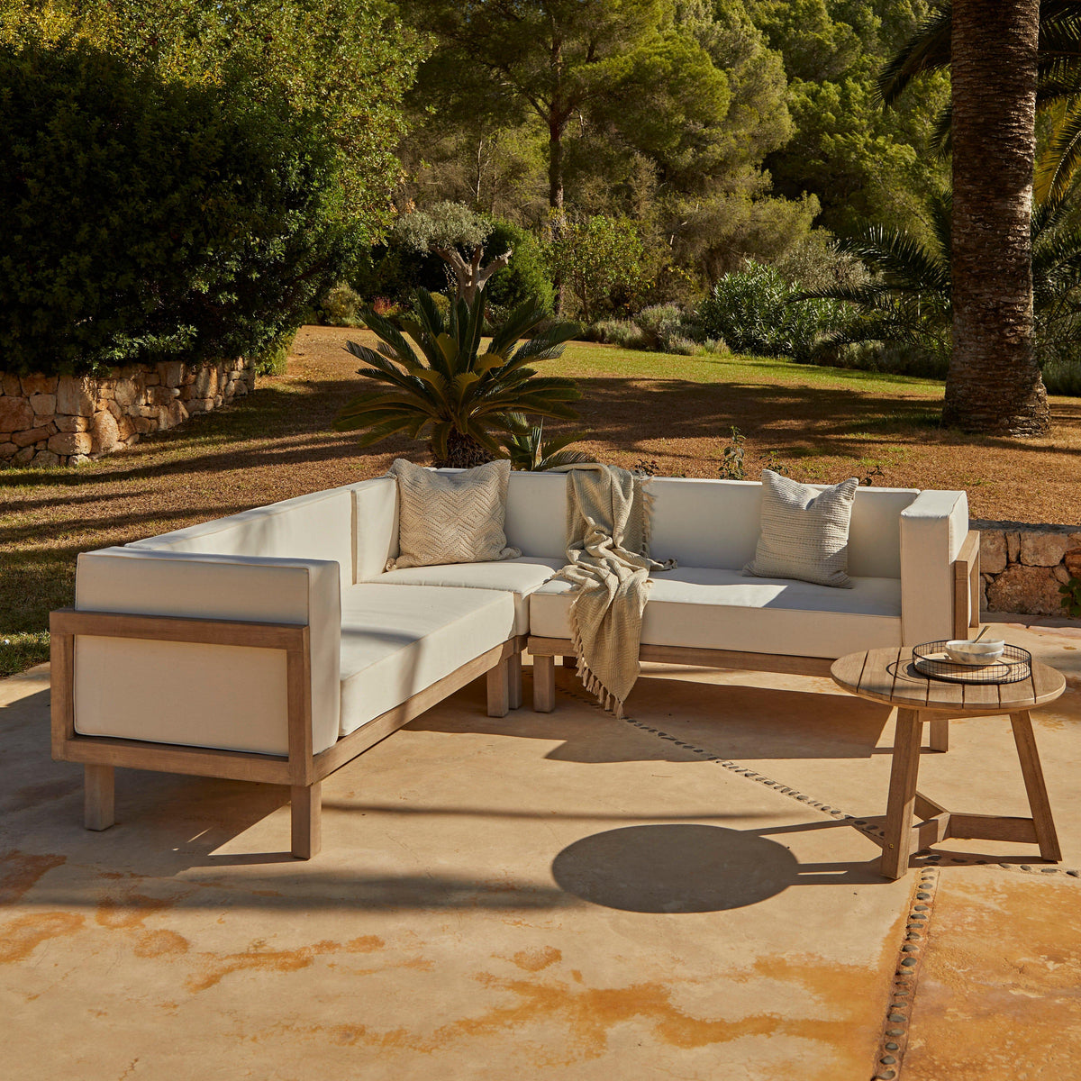OUTLET - Akira 6 Seater Wooden Garden Corner Sofa