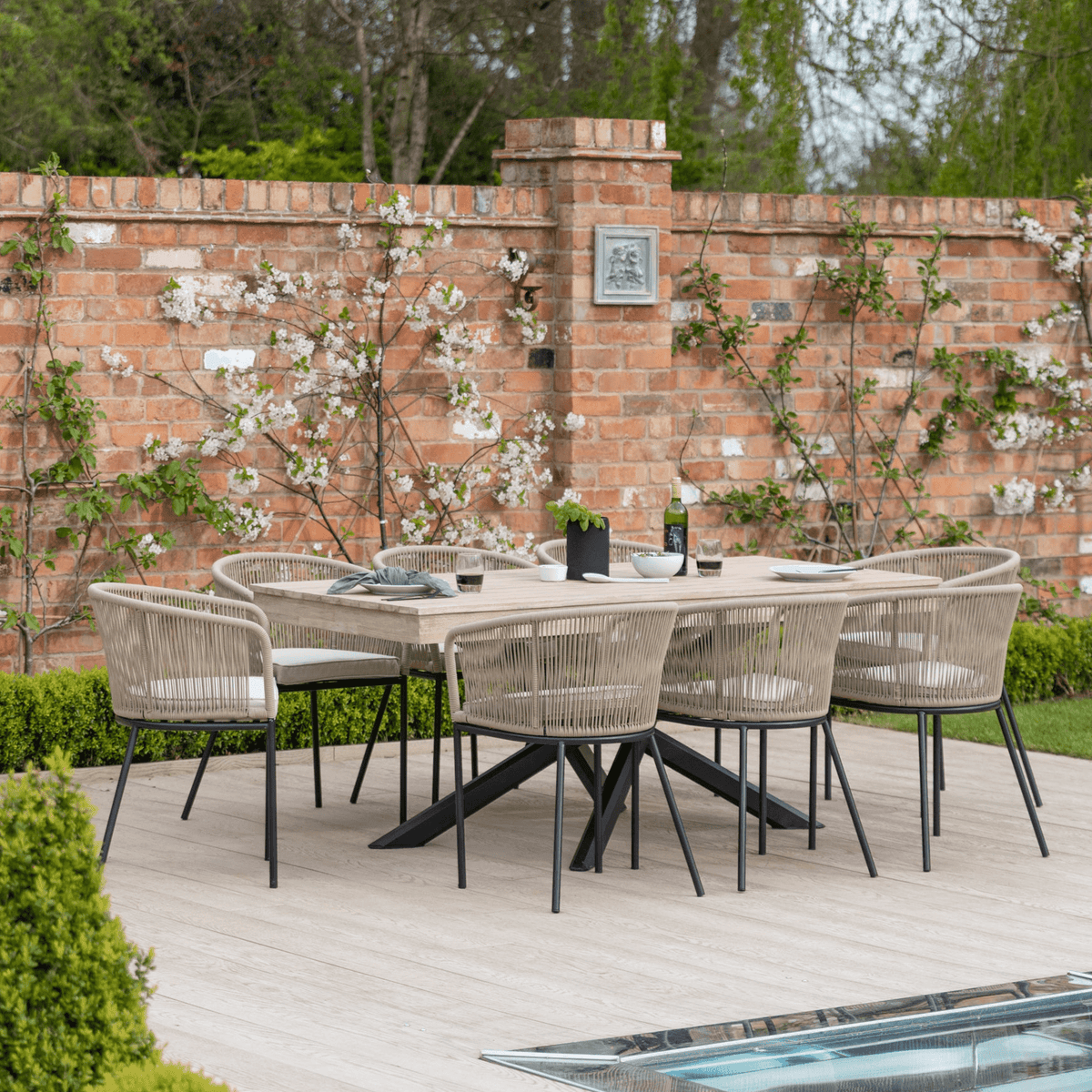 Amelia 8 Seater Wooden Garden Dining Set with 8 Hali Natural Chairs - Light Brushed Acacia with Black Legs