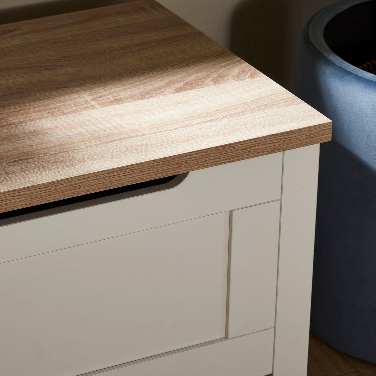 Outlet - Bampton Blanket Box - White