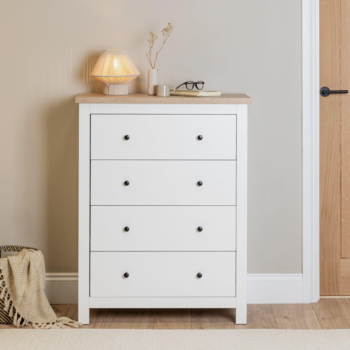 Outlet - Bampton 4 Drawer Tall Chest of Drawers - White