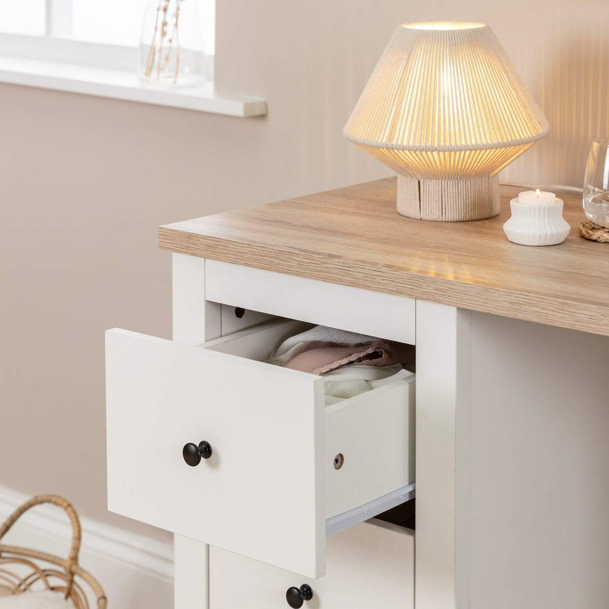 Outlet - Bari Small White Cotton String Table Lamp