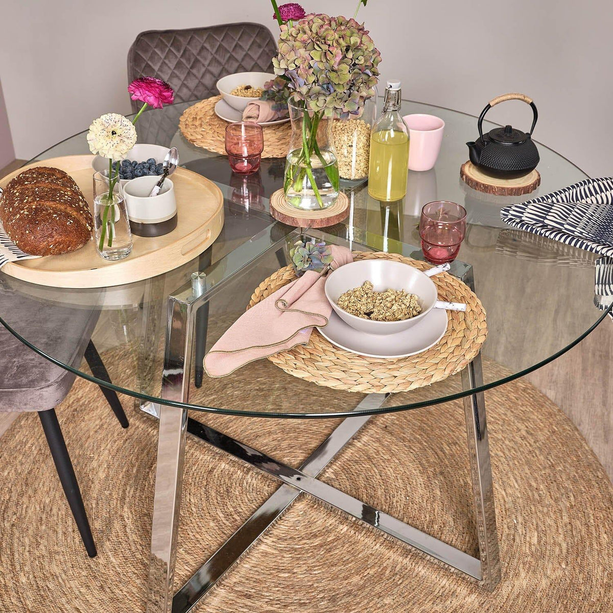 OUTLET - Clara Glass Round Dining Table - Chrome Frame