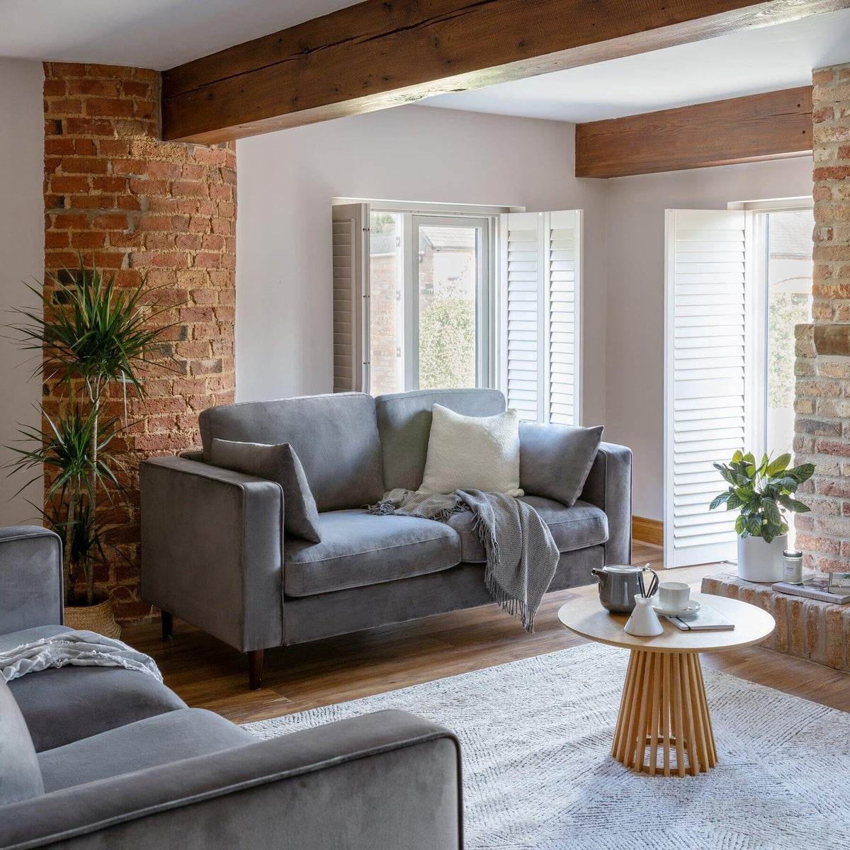Outlet - Emily 2 Seater Sofa - Grey Velvet