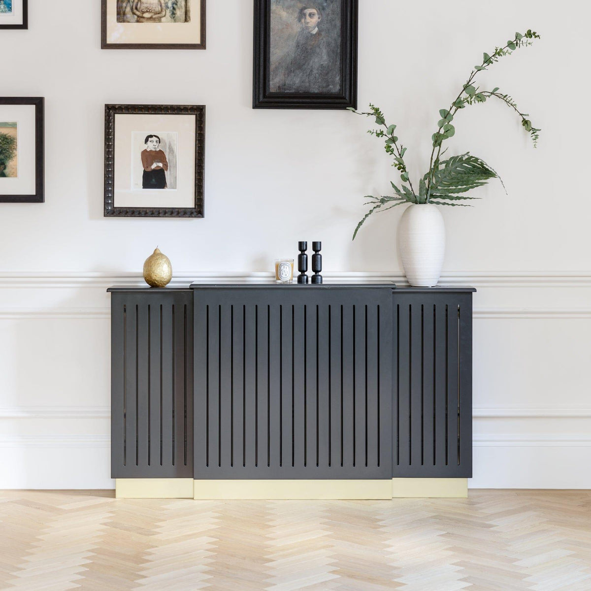 Outlet - Iliana Extendable Radiator Cover in Charcoal Grey