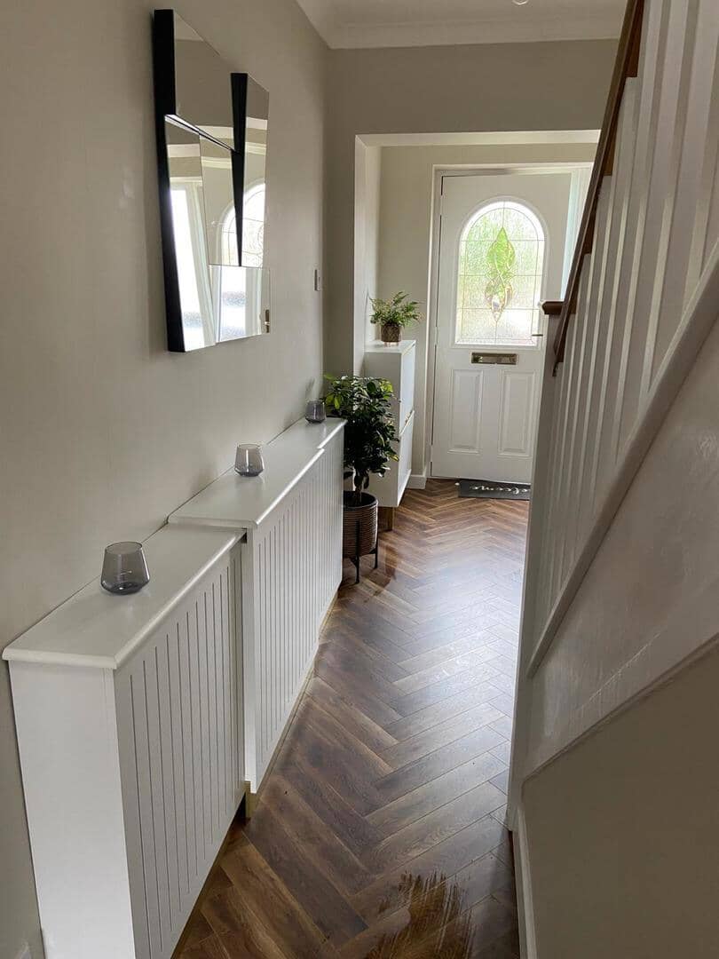 Iliana Extendable Radiator Cover - Snow White