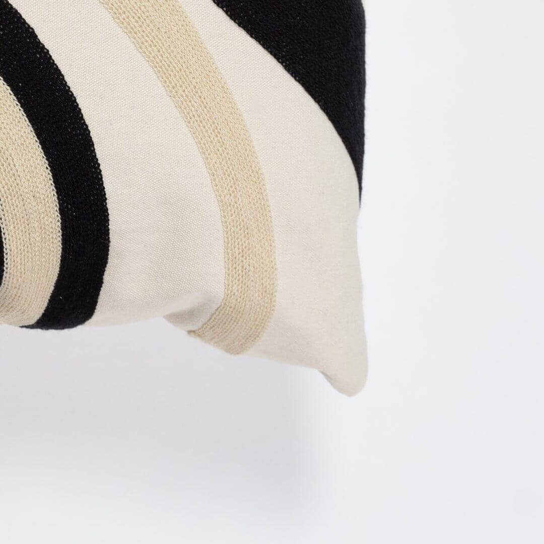 OUTLET - Kintbury 45x45cm Swirl Cushion Cover - Natural