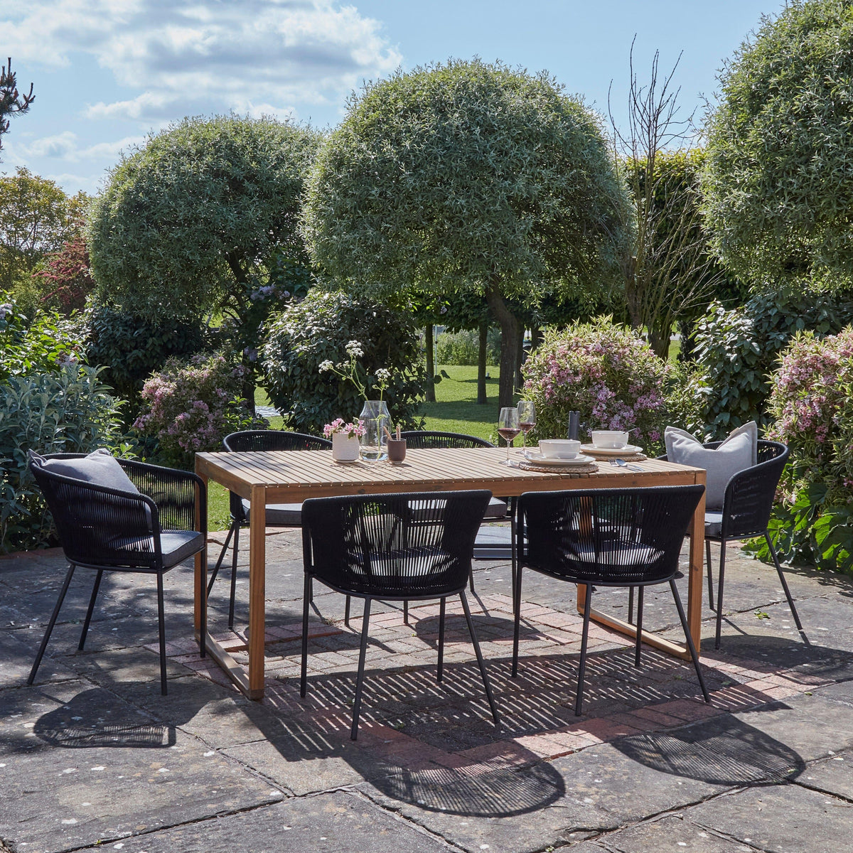 Lennox Table with 6 Black Hali Dining Chairs