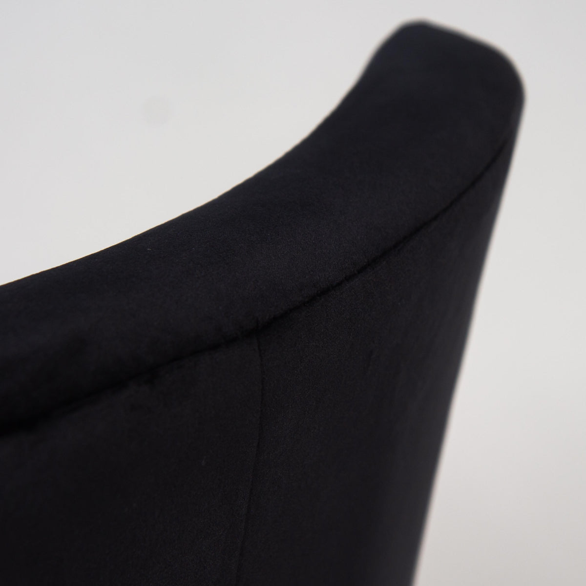 OUTLET - Lola dining chair - black with chrome legs