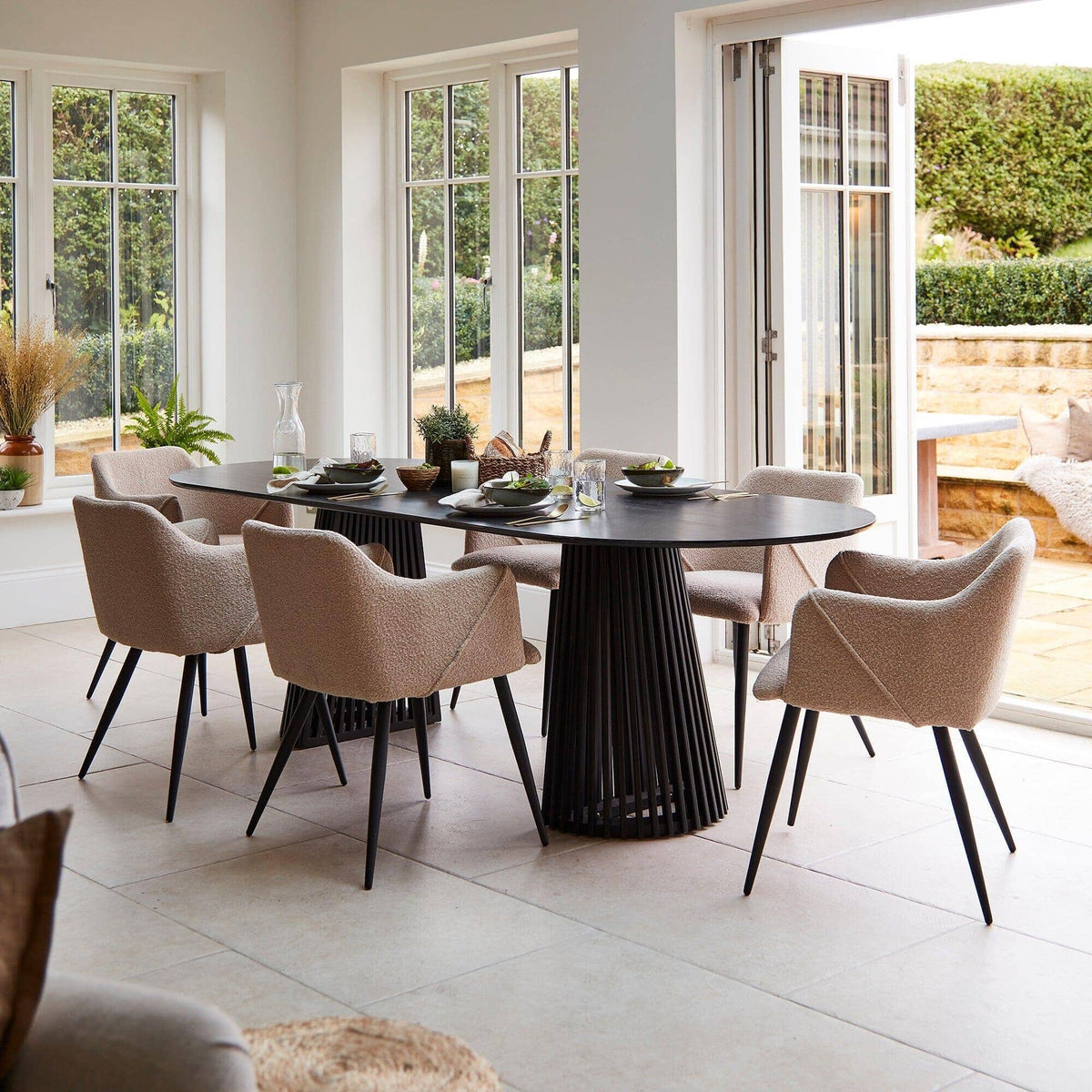 Outlet - Amy Armchairs - Set of 2 - Boucle with Black Legs