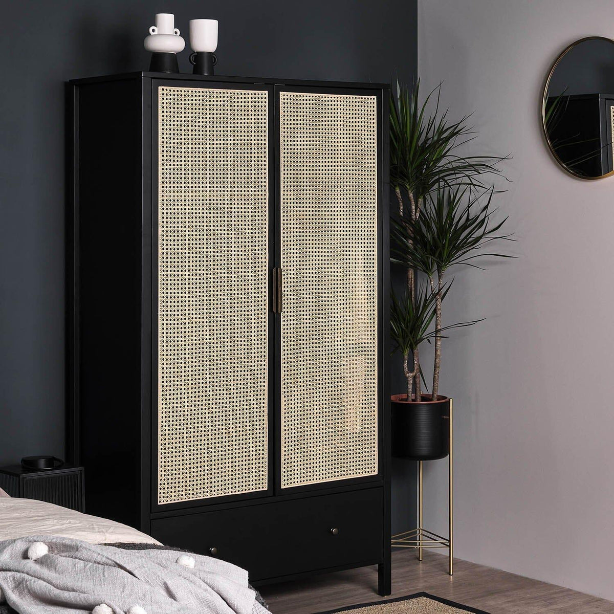 OUTLET - Charlie Double Wardrobe - Black